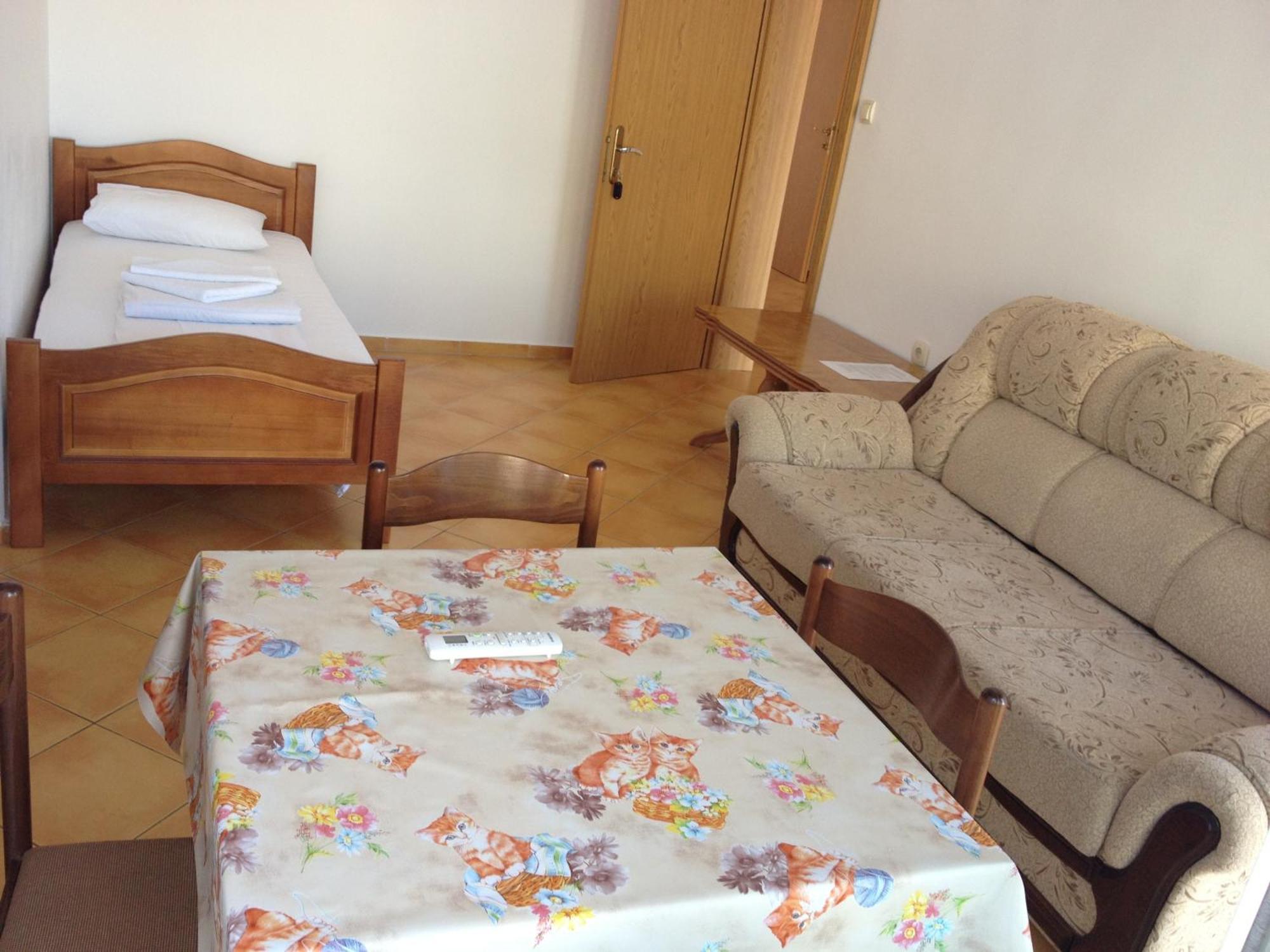 אוטייהא Apartments De Lara מראה חיצוני תמונה