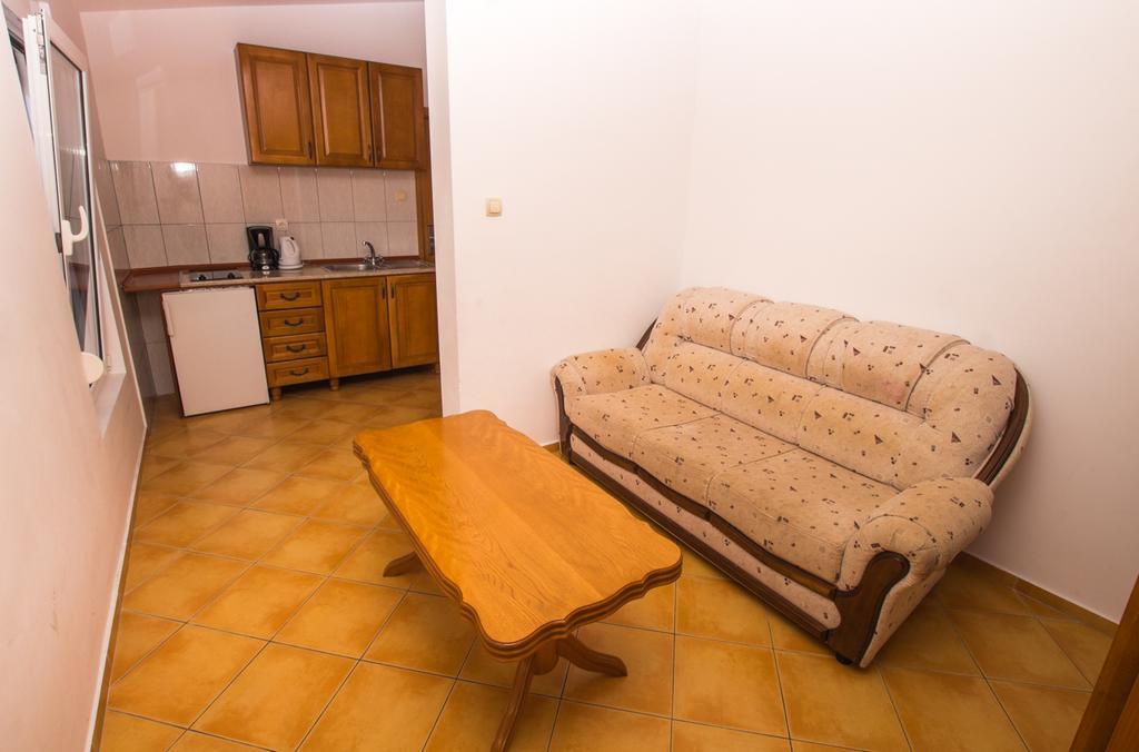 אוטייהא Apartments De Lara מראה חיצוני תמונה