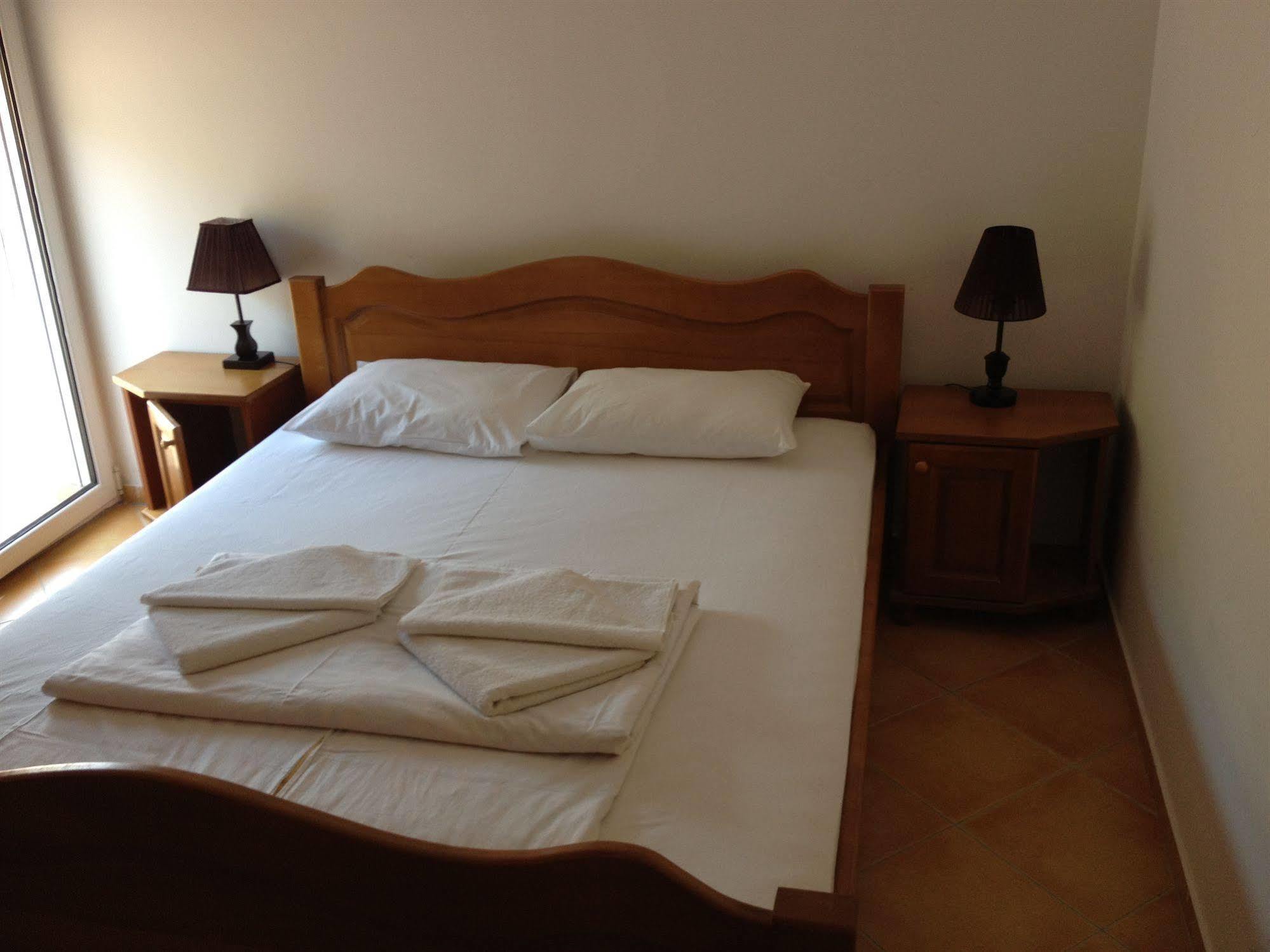 אוטייהא Apartments De Lara מראה חיצוני תמונה